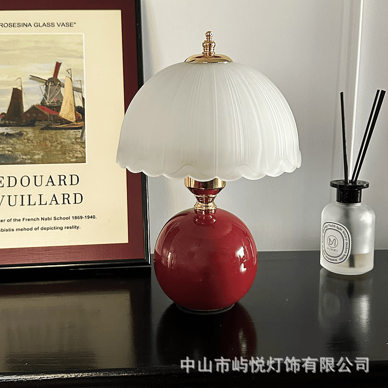 Cream Retro Ins Style Ceramic Glass Table Lamp Creative Red Wedding Bedroom Bedside Wedding Decoration Everlasting Lamp