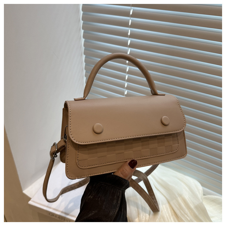 Colores contrastantes de costura de damas ocio 2024 estilo de moda extranjero nuevo otoño brazo de hombro bolso de mochila cuadrado