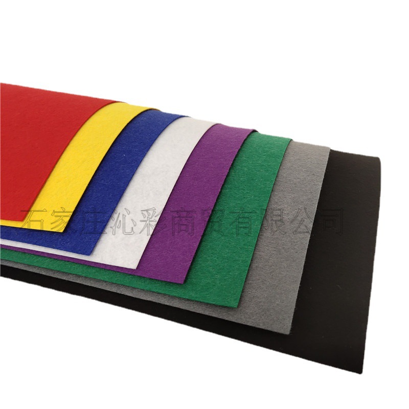 现货 1毫米厚彩色无纺布1mm针刺无纺布 PET涤纶无纺布 聚酯毛毡布