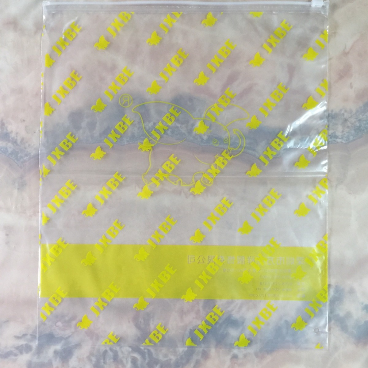 供应东莞0PP服装袋 包装袋不干胶服装袋子 衣服塑料袋可定 制