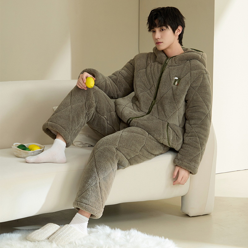 Pijamas de algodón de tres capas para hombres 2024 invierno de lana de coral de manga larga suelta y gruesa ropa de casa cálida set casual