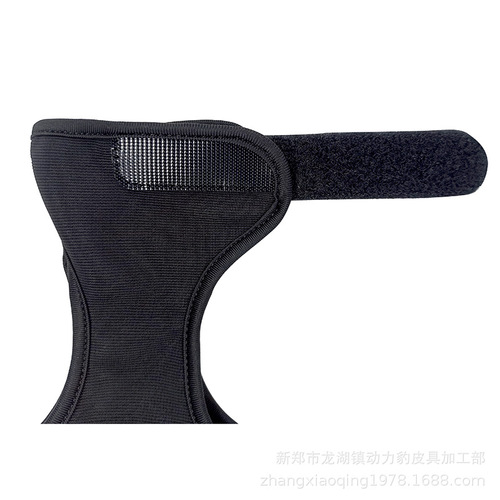 Bow and arrow finger protectors, traditional American hunting bow recurved cowhide three-finger finger protectors, competition archery gloves, bow and arrow accessories