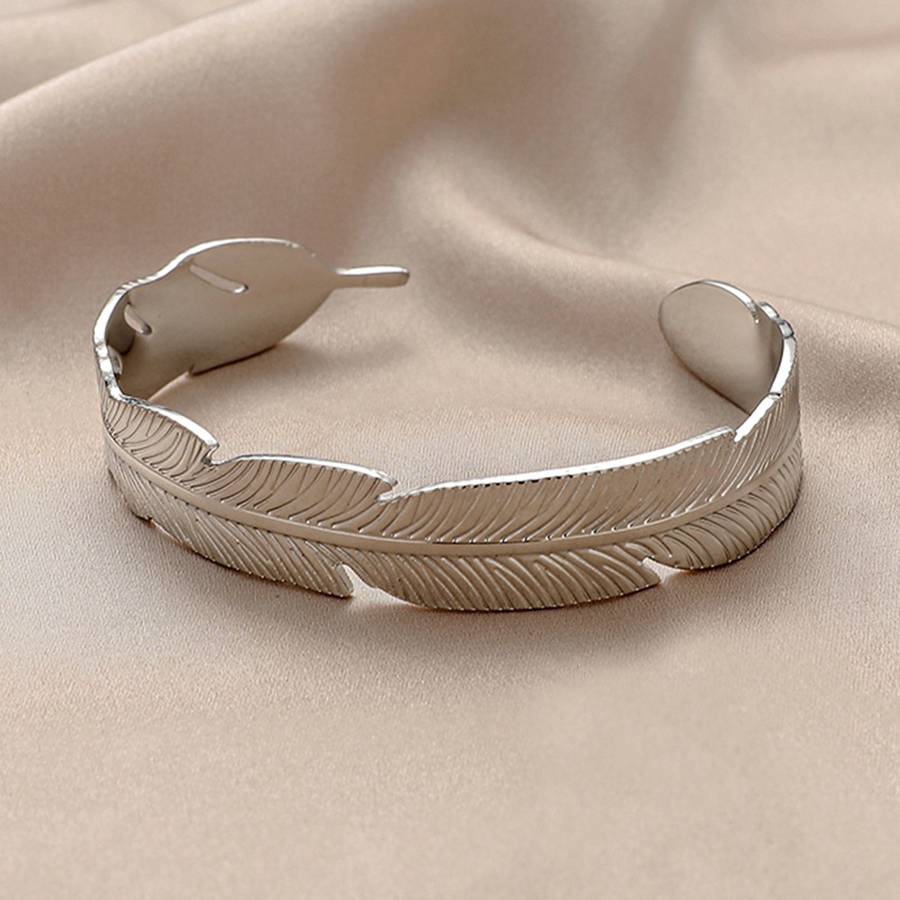 12g Weight Bangle Classification 1 Piece Quantity Daily Occasion Stainless Steel Material Geometric, Eye Pattern Unisex Gender Plating Design Simple Style Style Geometric Eye Stainless Steel Simple Style Bangle 76