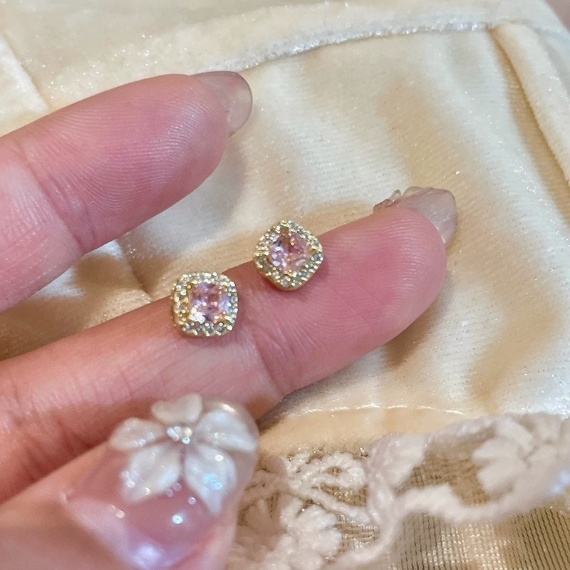 爆闪精致彩色方糖耳钉女夏天高级感养耳洞耳环2025新款爆款耳饰潮|undefined