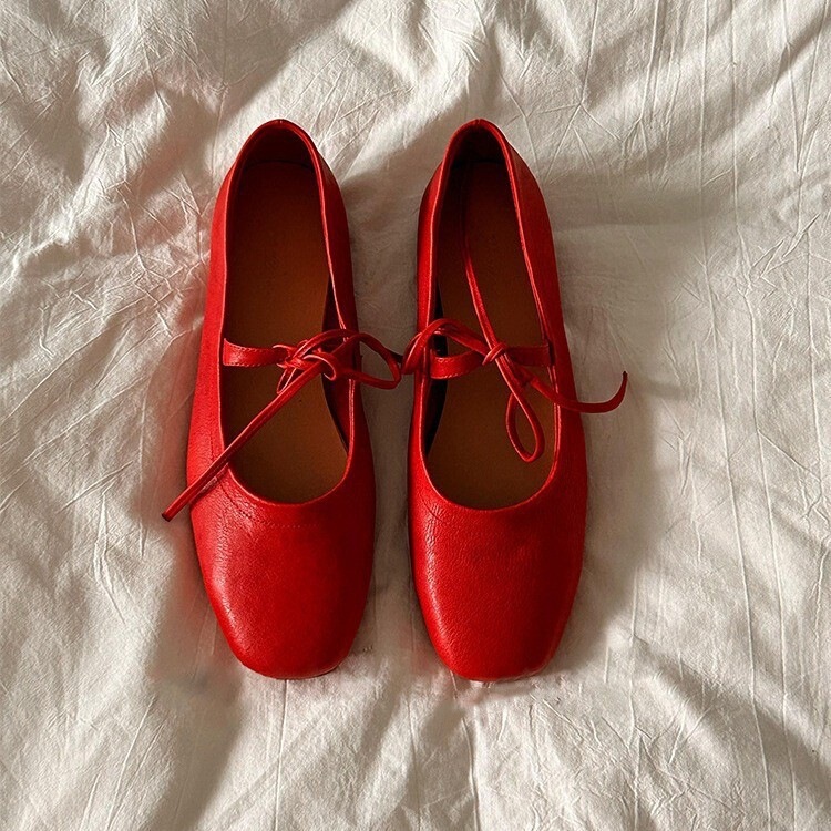 Sheepskin Edition 2025 New Mary Jane Soft Soled Shoes Women's Shallow Mouth Red Strappy Flat Ballet Shoes Casual Shoes
