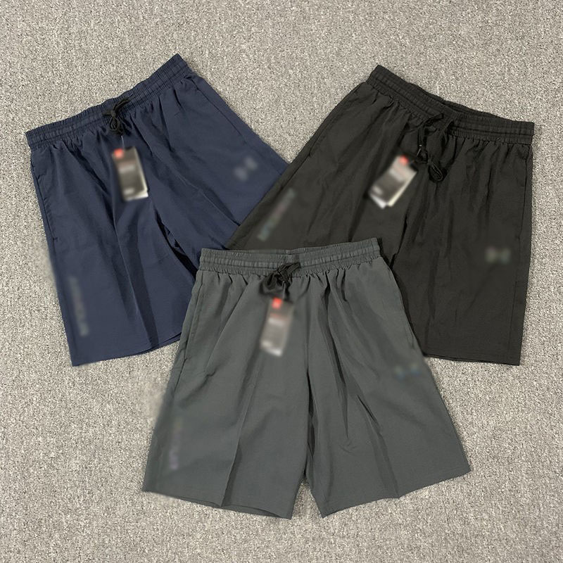 여름 얇은 얼음 실크 빠른 건조 반바지 남자의 느슨한 캐주얼 짠 러닝 반바지 제조 업체 도매