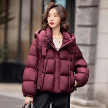 安可拉红短款羽绒服女冬季2025新款小个子时尚90白鸭绒面包服外套