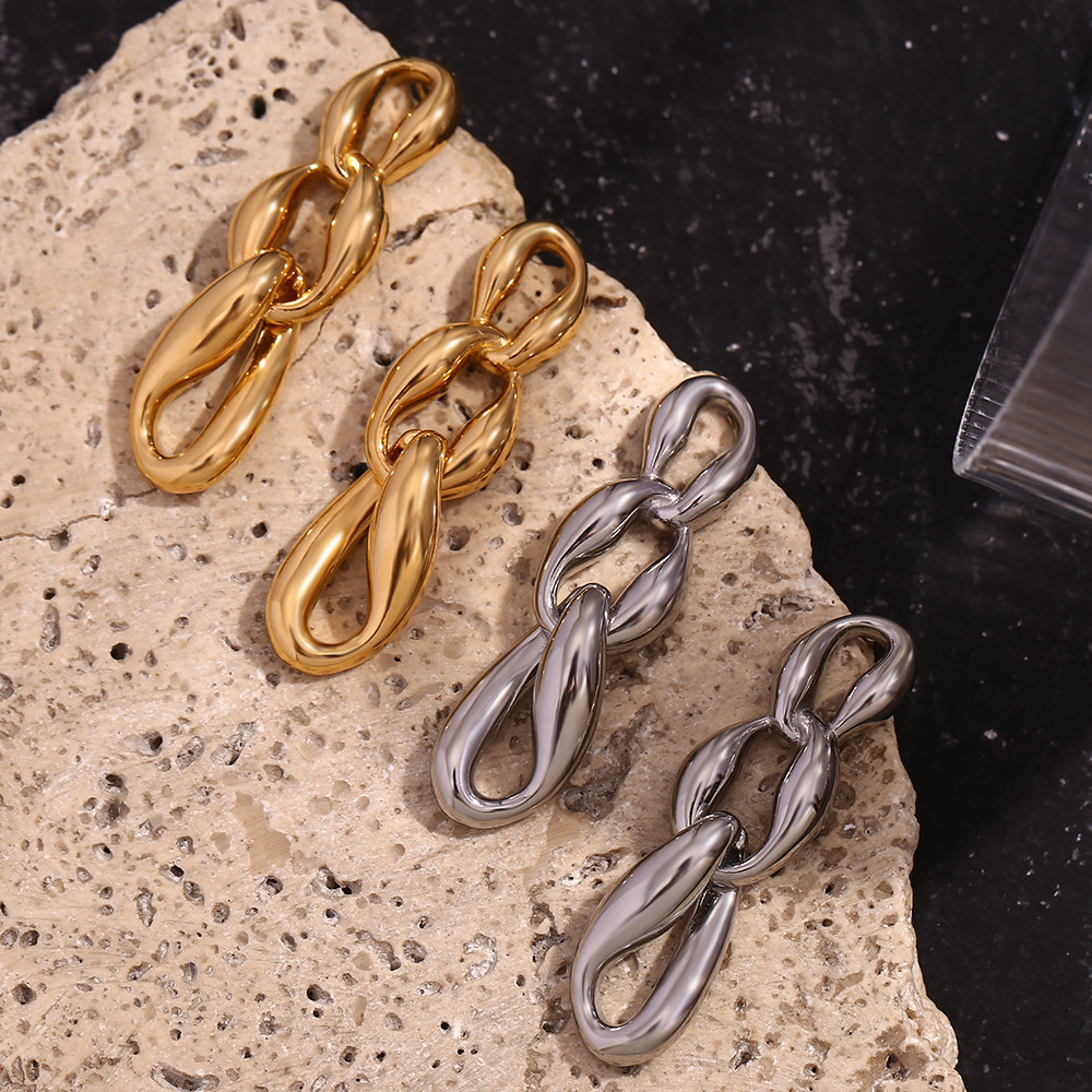 Irregular Three-ring Chain Stainless Steel Earrings