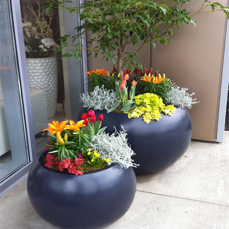 Foshan Factory Production of Fiberglass Large Flower Pots, Municipal Road Combination Flower Vats, Commercial Engineering Greening Resin Flower Beds
