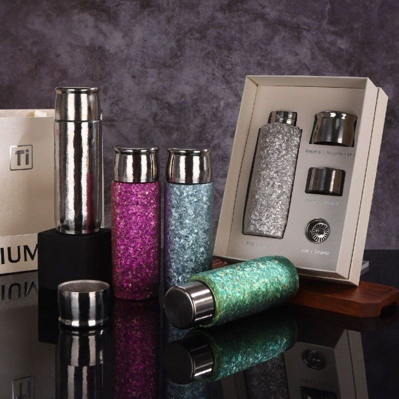 Double-layer pure titanium insulated cup, antibacterial, keeps food fresh, portable, suitable for car use, titanium tea cup, gift cup, niche product