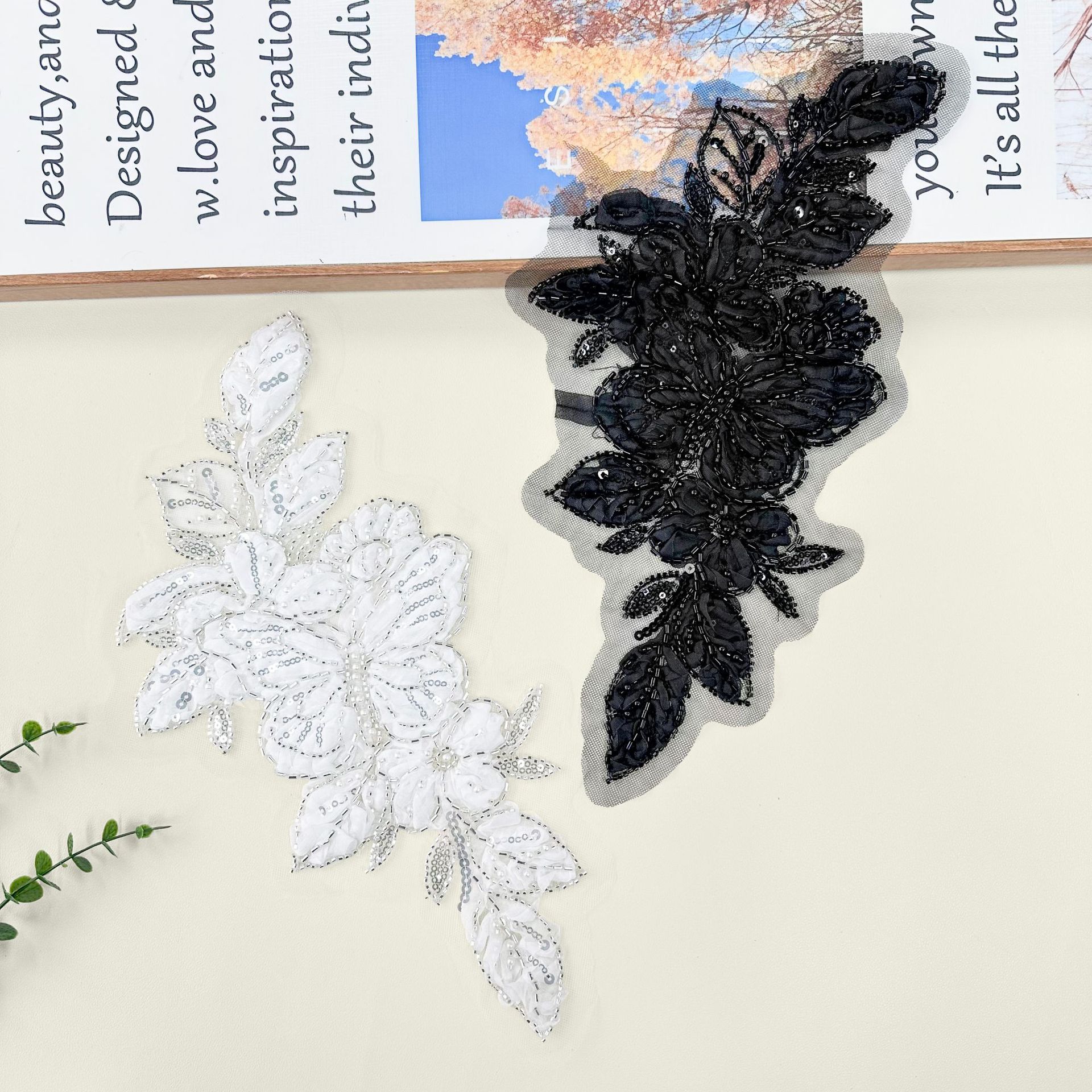 Vestido de boda accesorios de decoración negro y blanco dos colores cuentas de clavos tridimensionales cuentas de tubo de flores de flores hechas a mano accesorios de ropa DIY image 4