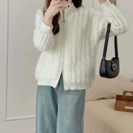 女式针织衫;毛衣;时尚休闲套装