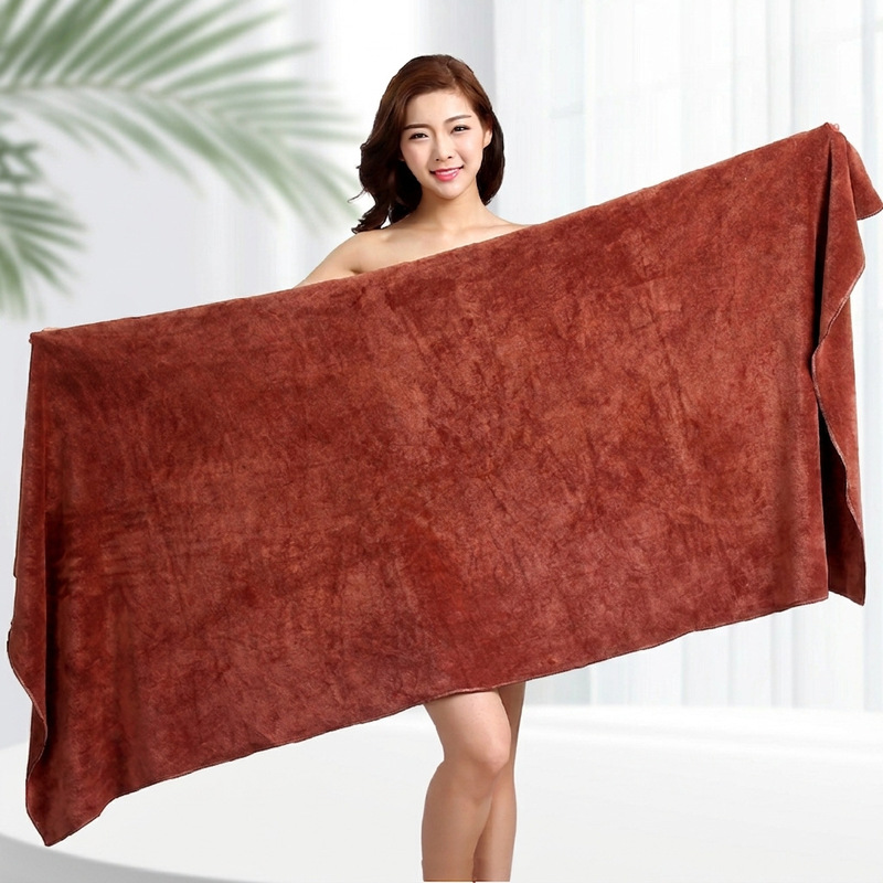 Large bath towel is soft, absorbent, and does not shed. It is suitable for adults to use at home for bathing, is quick-drying, and can be used as a beach towel or for wrapping the body in beauty salons Large bath towel is soft, absorbent, and does not shed. It is suitable for adults to use at home for bathing, is quick-drying, and can be used as a beach towel or for wrapping the body in beauty salons