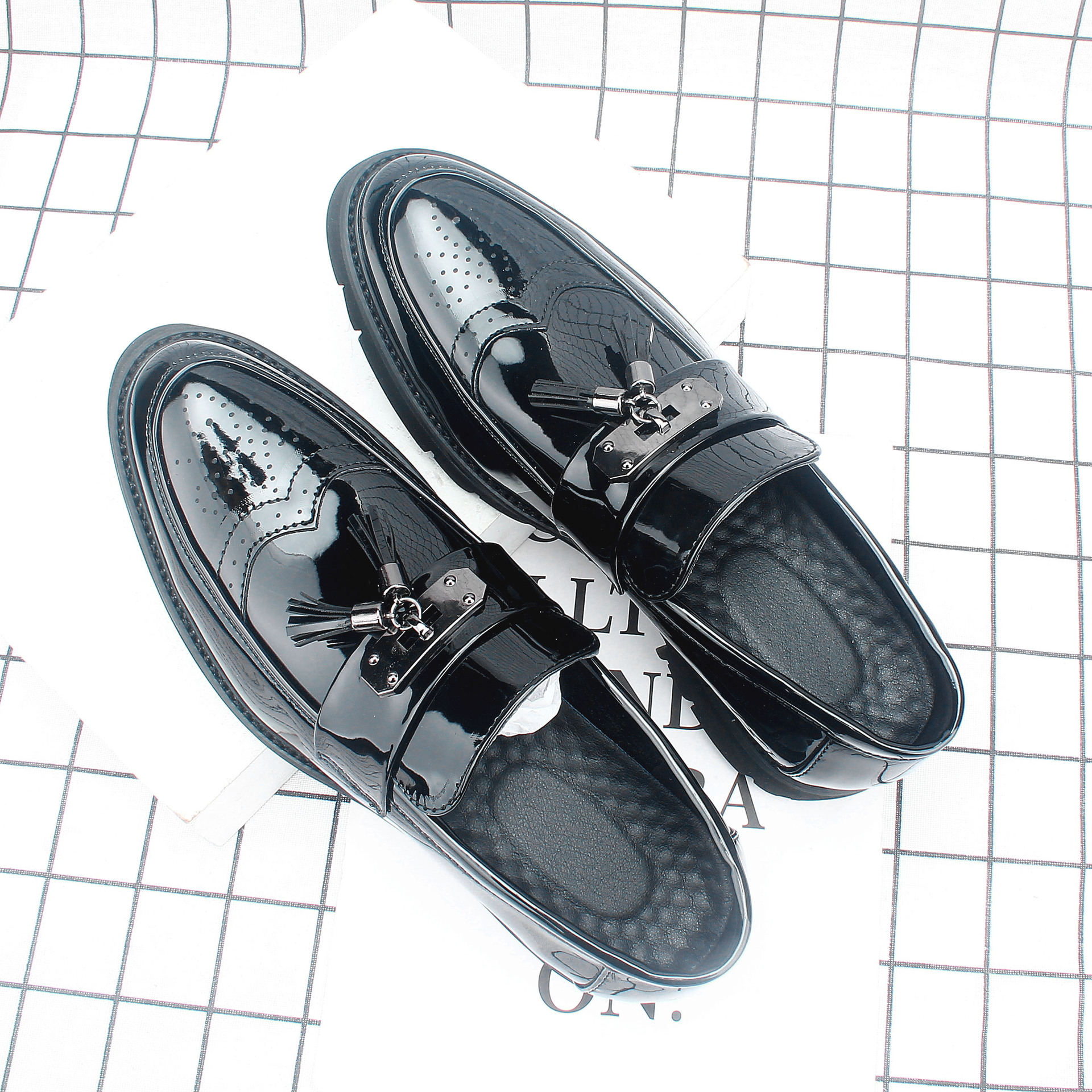 ��Ь�¿���ʿ��������Ь��װƤЬ�аٴ����ղ�������ɻ�Ь93915