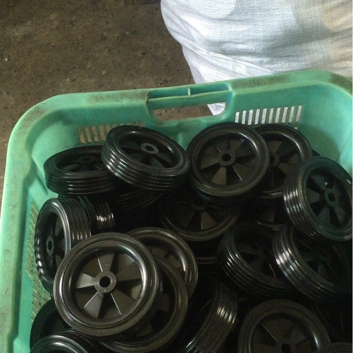 【优质】脚轮颗粒TPU再生塑料 黑色PU聚氨酯颗粒 耐磨 厂家直销