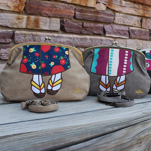 Cross-border direct supply miszapatos Japanese Rakuten single-shoulder handbag fashionable PU printed embroidery bag 7056