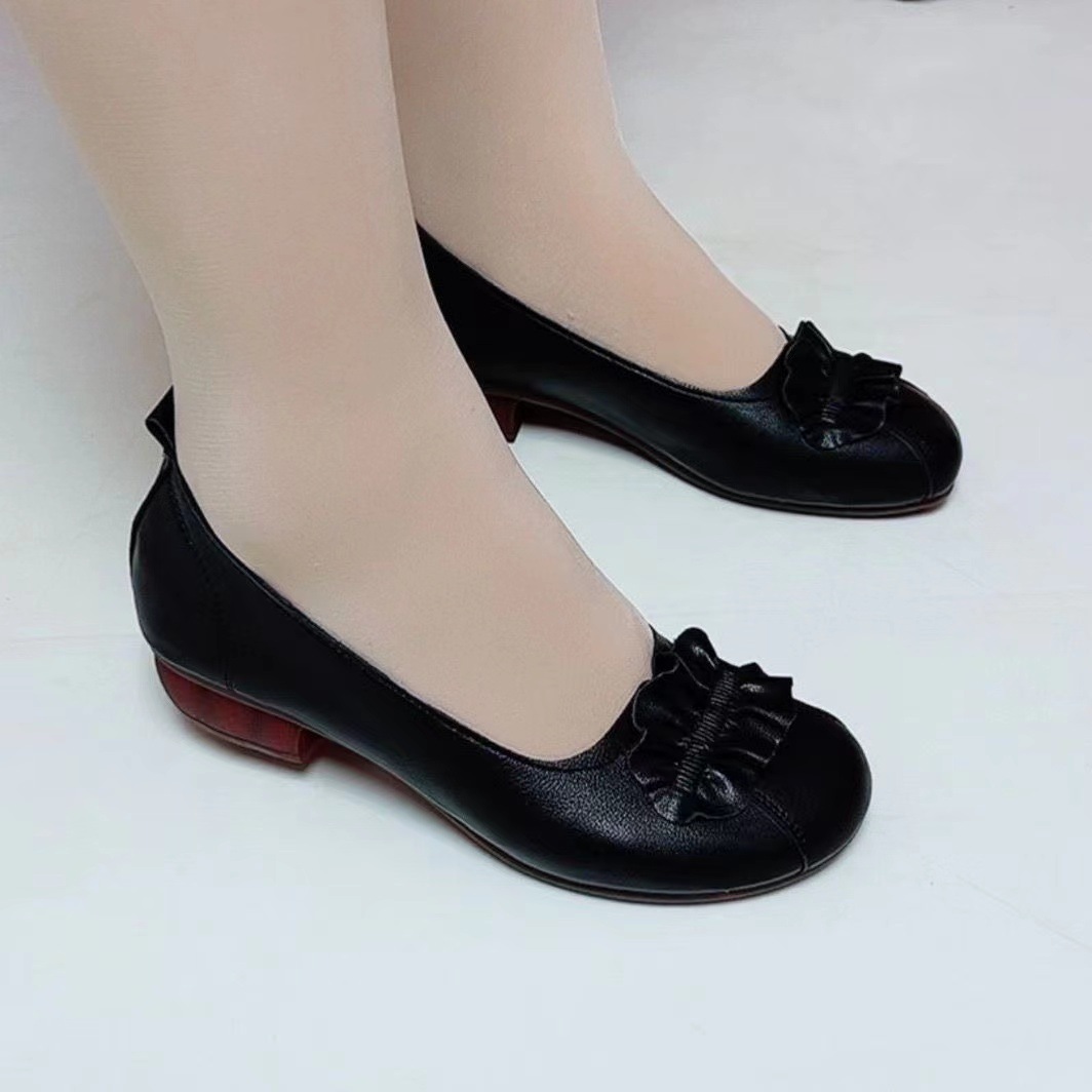 2026 nuevas cuatro temporadas redondas zapatos de cabeza única con suela suave antideslizante no cansado zapatos de madre con suela plana y cómoda zapatos de mujer