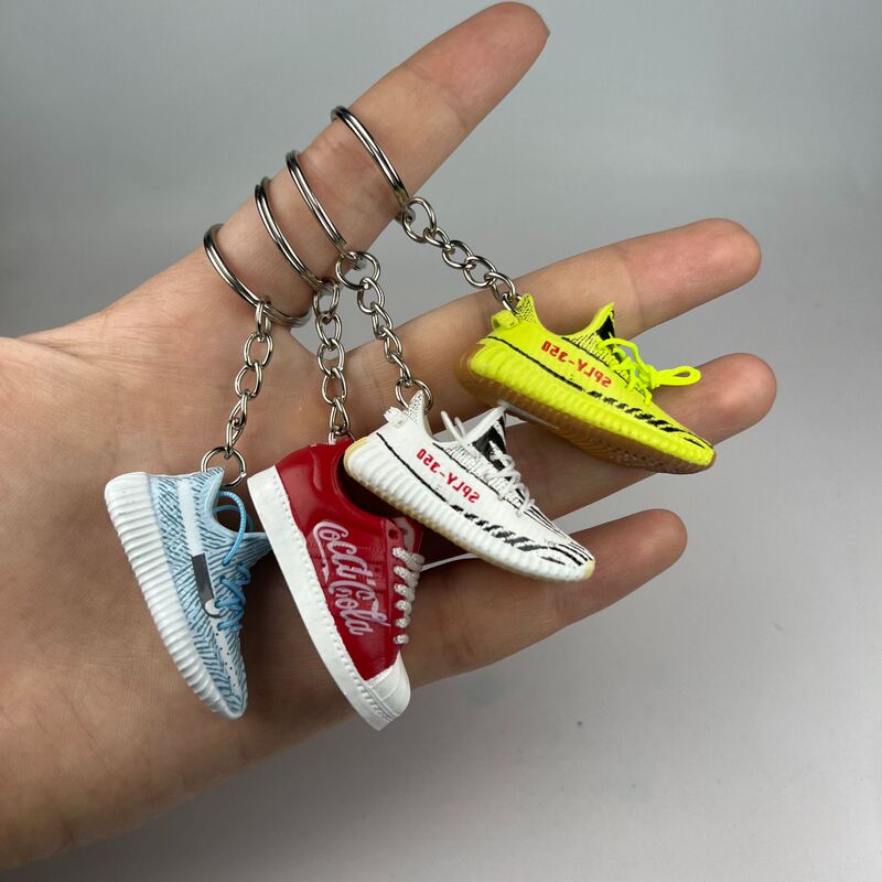 European and American Cross-border Coconut 350v2 Adi Shell Head Keychain Angel Stereo 3D Hollow Shoe Mold Ornaments Pendant European and American Cross-border Coconut 350v2 Adi Shell Head Keychain Angel Stereo 3D Hollow Shoe Mold Ornaments Pendant