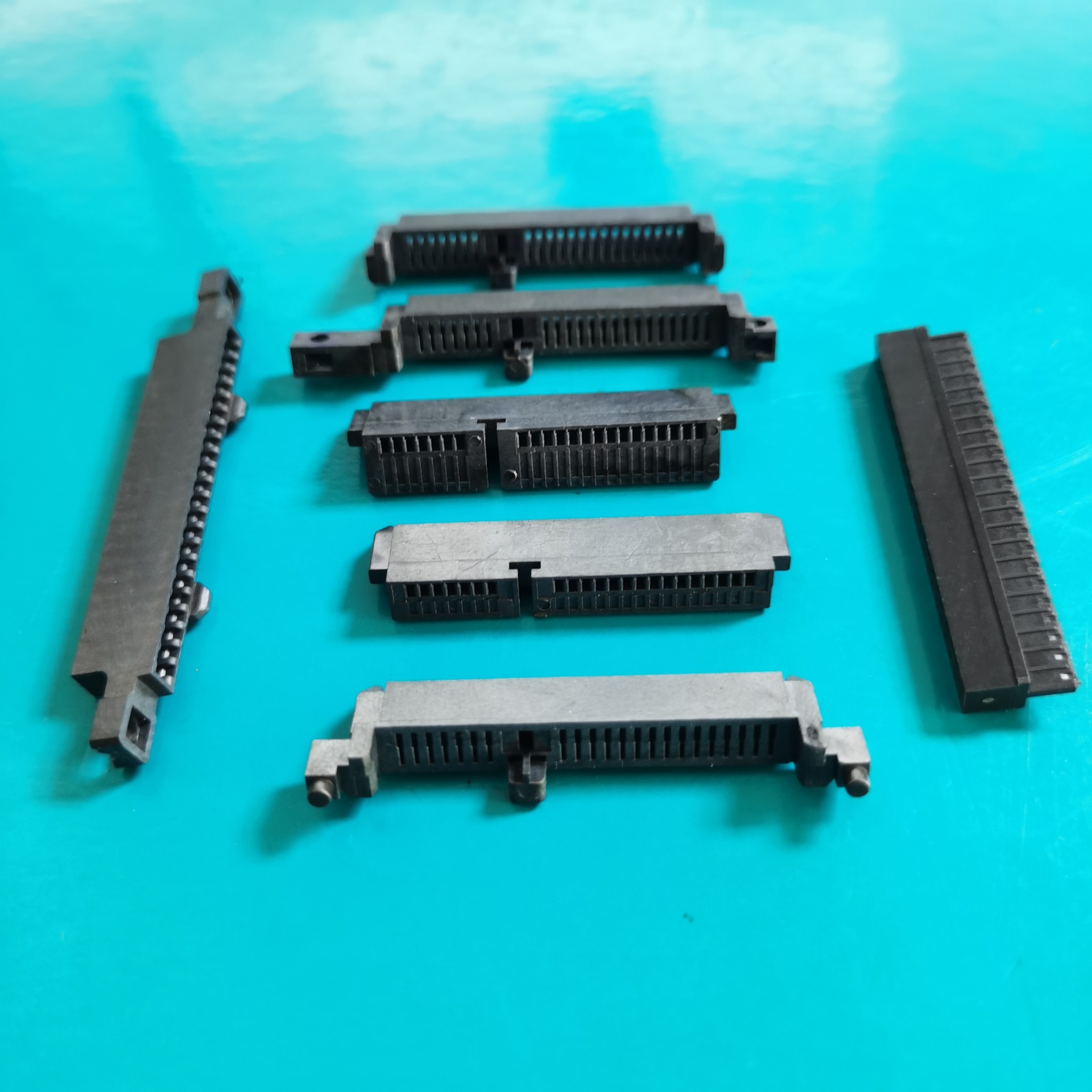 SATA22P母座SATA7+15P母座SATA板下型3.5mm固态硬盘连接器SSD接口