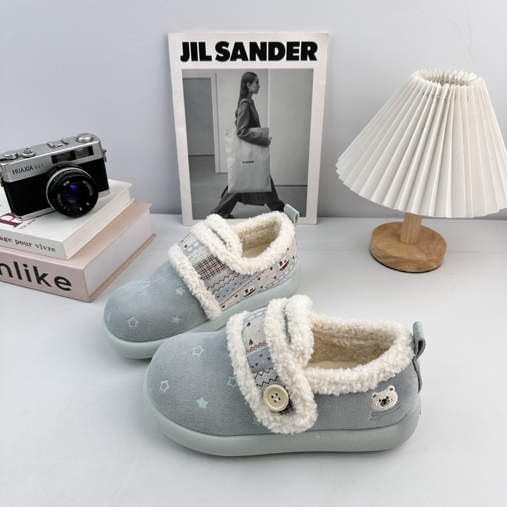 YUANBO 2025 invierno lindo calentamiento oso zapatos de mujer más zapatos de lana de pelusa con un pie zapatos de algodón 3516M