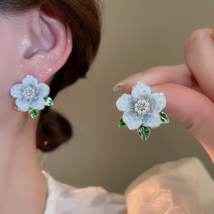 Pendientes de flores de color dopamina de verano Pendientes de todo fósforo de nicho fresco Pendientes de lujo de alta gama de moda al por mayor