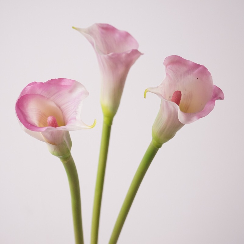 High-Quality Trumpet Calla Lily, Calla Lily Fake Flower, Artistic Design Floral Arrangement Decoration Single Support Material