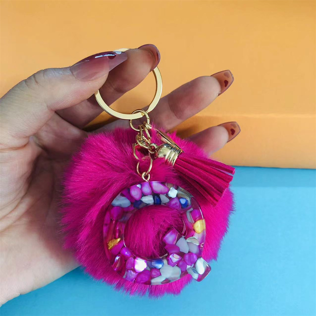 32g Weight Bag Pendant, Keychain Classification 1 Piece Quantity Holiday, Party Occasion Resin Material Letter, Hairball Pattern Unisex Gender Simple Style, Commute Style Simple Style Commute Letter Hairball Resin Unisex Bag Pendant Keychain 25