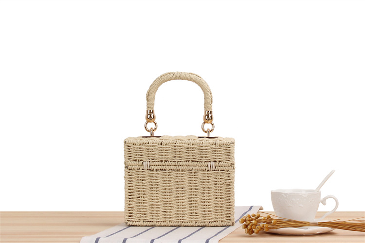 Women's Small Spring&summer Straw Basic Straw Bag display picture 3