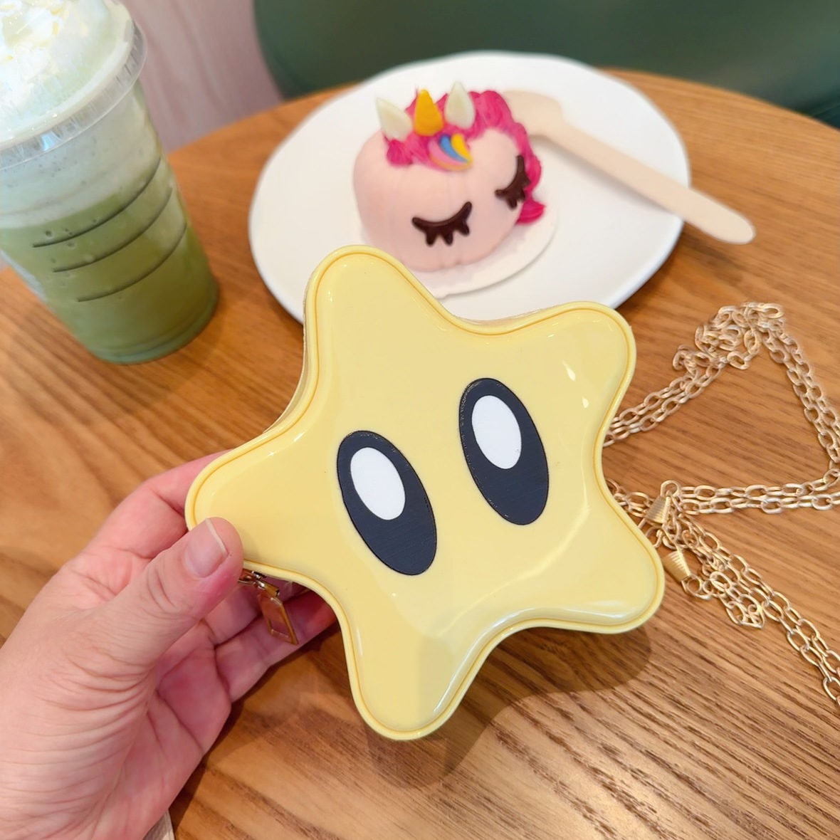 The 2025 new star bag, cute cartoon Guka bag, girls' crossbody bag, fashionable chain bag and girls' pvc bag undefined