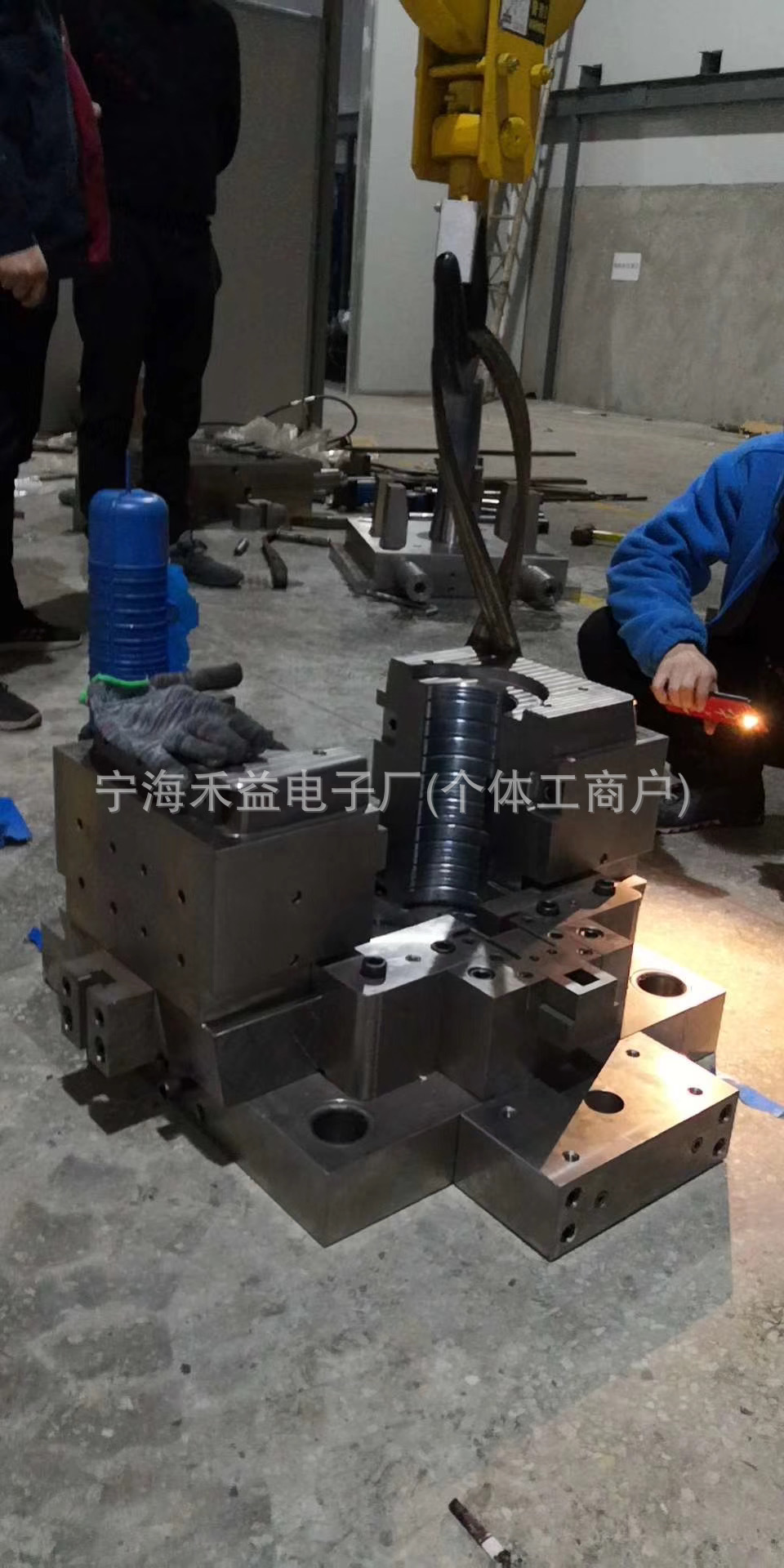 Cross-Border New Model Cob Work Light with Magnet, Automotive Repair Inspection Light, Multi-Functional Strong Lighting Lamp, Rotating Clip Light