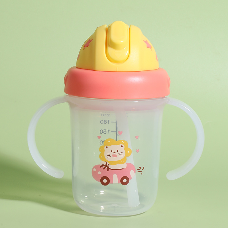 Taza de agua para niños taza de paja de plástico de gran capacidad para bebés beber taza de agua portátil a prueba de fugas taza de verano al por mayor