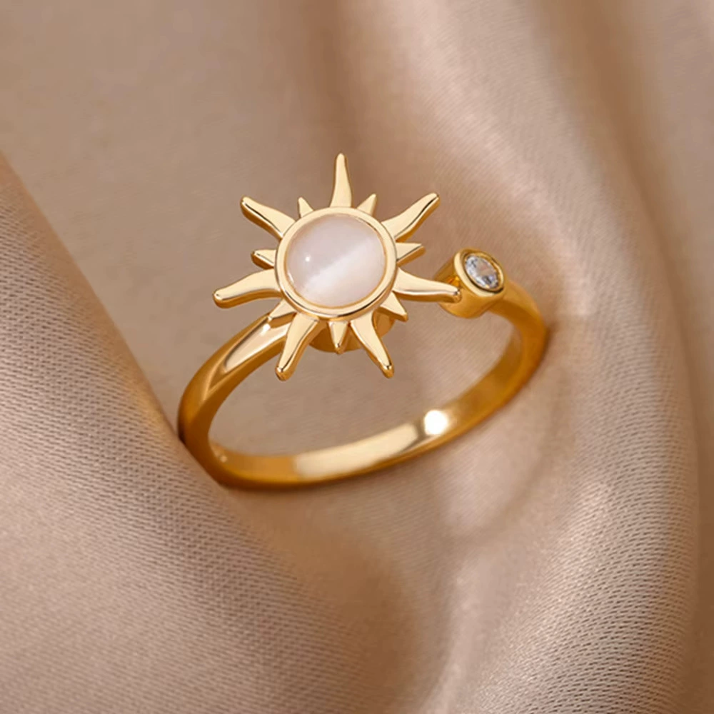 Ring, Amazon, diamond encrusted, 18 carat, flowered