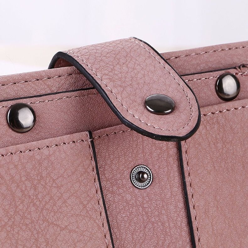 Cartera corta de mujer 2022 nuevo estilo coreano de moda remache billetera de estudiante billetera multifuncional esmerilada retro personalizada para mujeres