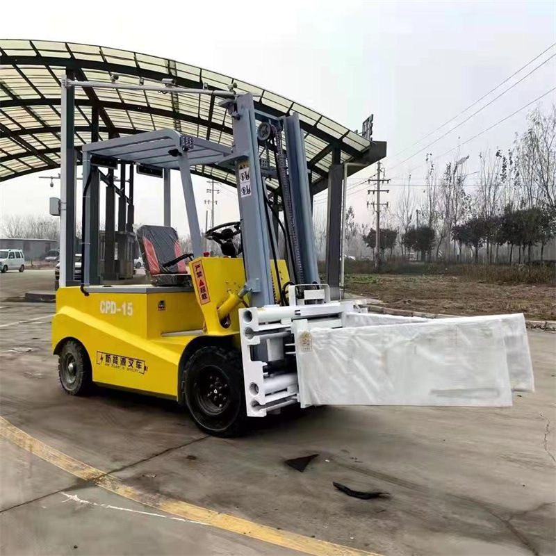 座驾式电动叉车源头厂家 电动叉车2吨  新能源电动叉车3吨高效