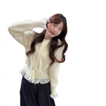 (2개) 한국식 레드 레이스 바느질 스웨터 여성의 가을 및 겨울 디자인 센스 타이트 허리 니트 카디건 쇼트 탑