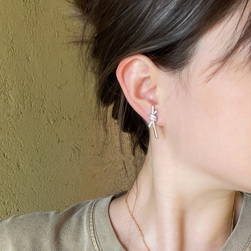 10g Weight Zircon Inlay Material 1 Pair Simple Style Solid Color Inlay Copper Zircon Ear Studs