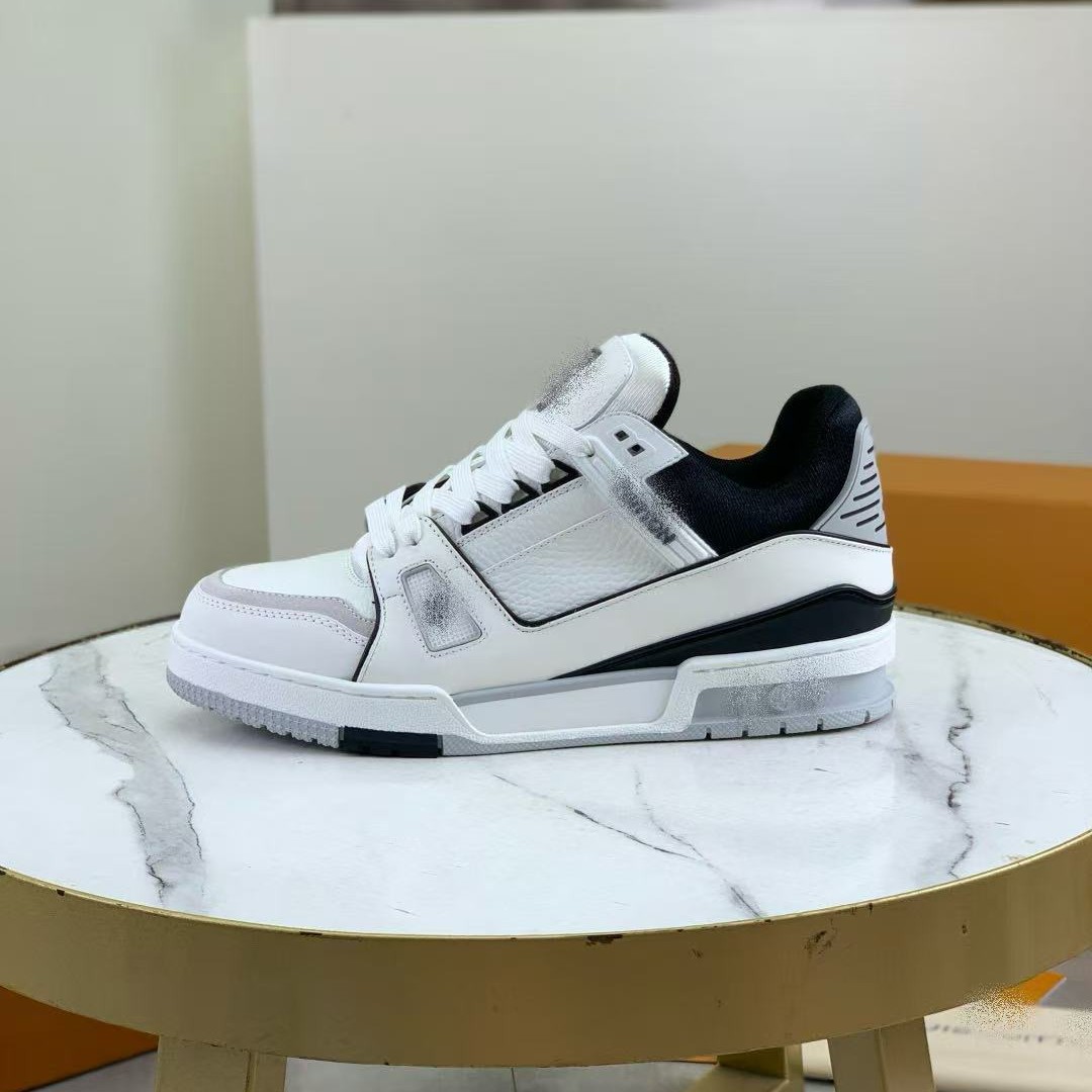 驴家2025秋季新款男女鞋真皮百搭复古休闲板鞋男女情侣款