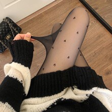 �ڽz�mŮ���ĳ��������z��͸������ɫ�Bѝ�m��и�͸�ڽz���lSy