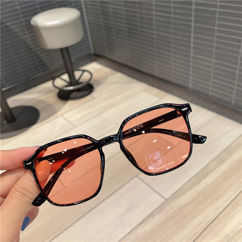 黑框红片 (5).jpg