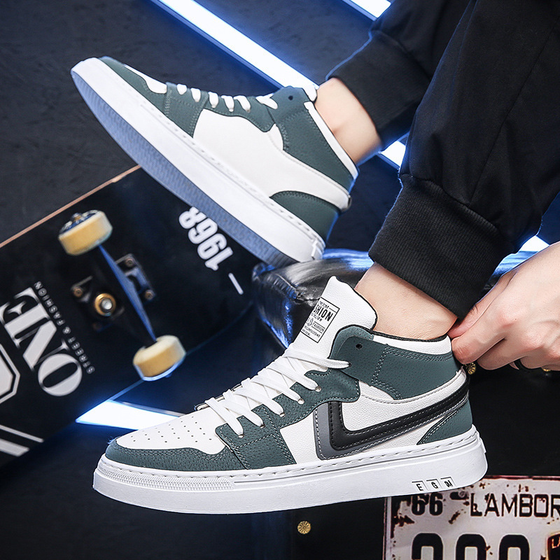 High-top shoes men's skate shoes Korean-style student versatile casual trendy shoes 2025 autumn and winter new air force one men's shoes generation hair