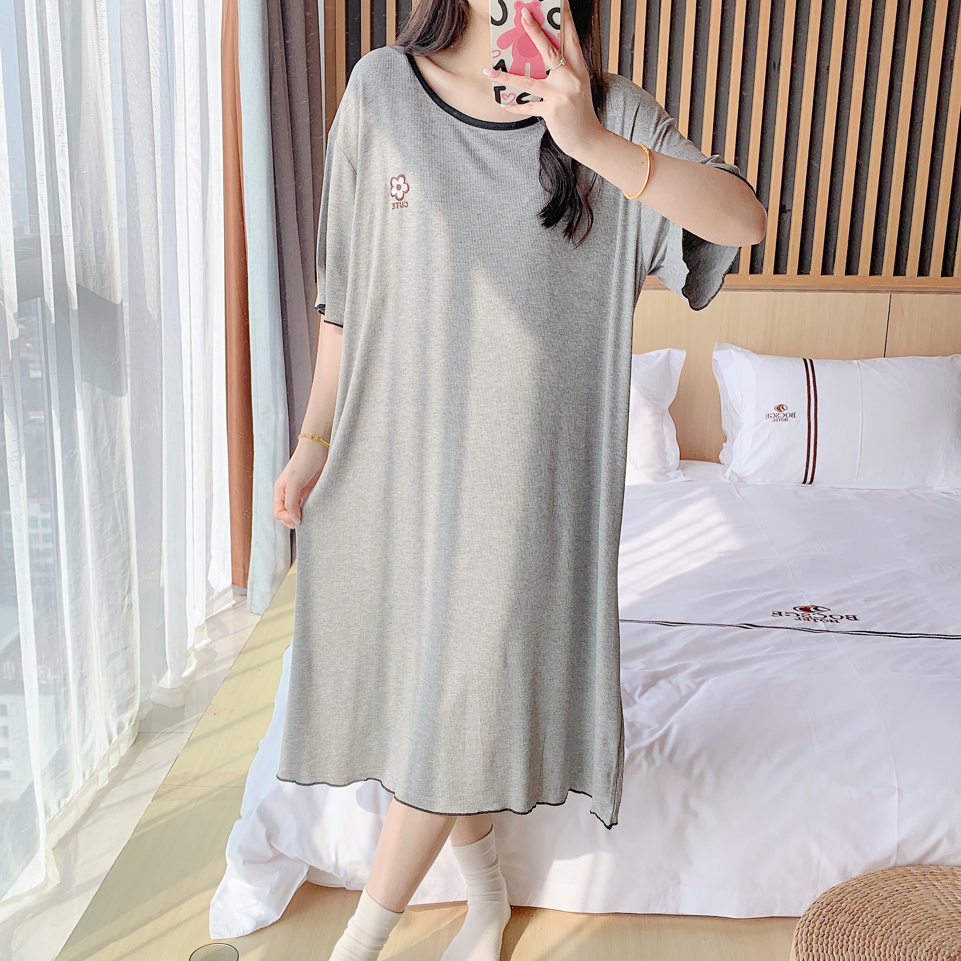 带胸垫莫代尔睡衣女夏季短袖宽松大码胖mm睡裙中长款套头家居服夏