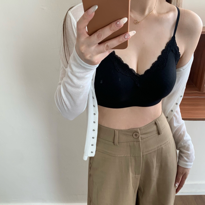 Cecily Krutch8350#蕾丝无痕粉底液内衣细肩带聚拢背心式文胸罩女|undefined