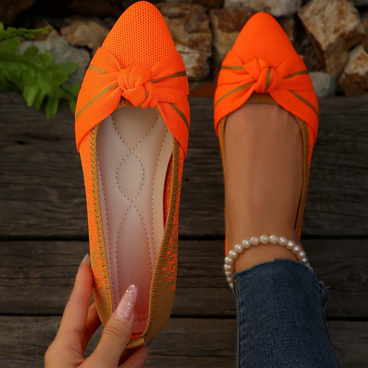 Women's Pointed Toe Flyknit Flat Slip-on Shoes Casual Loafers_voghion.com