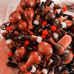 Safe gourd keychain, blood sandalwood gourd pendant keychain, purple sandalwood small gourd pendant 