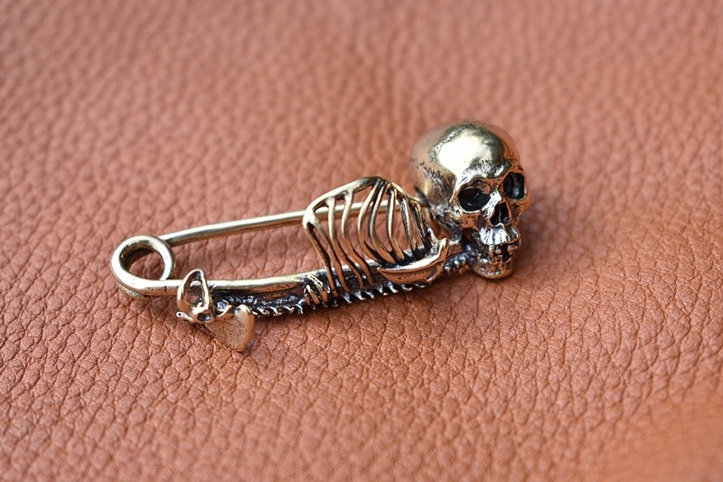 Halloween Festival Cool Style Pin Skull Alloy Plating Unisex Brooches