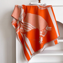 轻奢时尚爱马橘披肩女外搭欧美仿羊绒围巾秋冬季高级感大牌围巾女