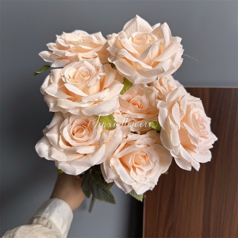 Cor rosa-champanhe com diamante de 9 cabeças