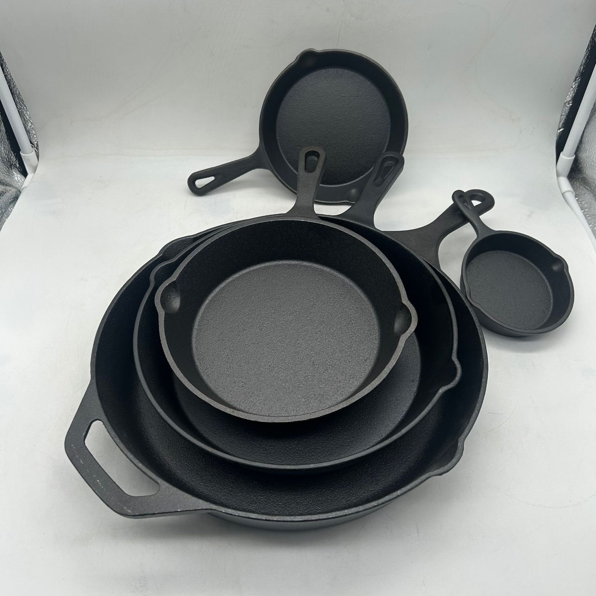 Sartén de hierro fundido de fondo plano integrado filete sartén traje de camping Amazon pan viejo sartén americana