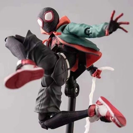 Thousand Worth Training SV-Action Spider-Man Parallel Universe Miles Morales Mobile Toy