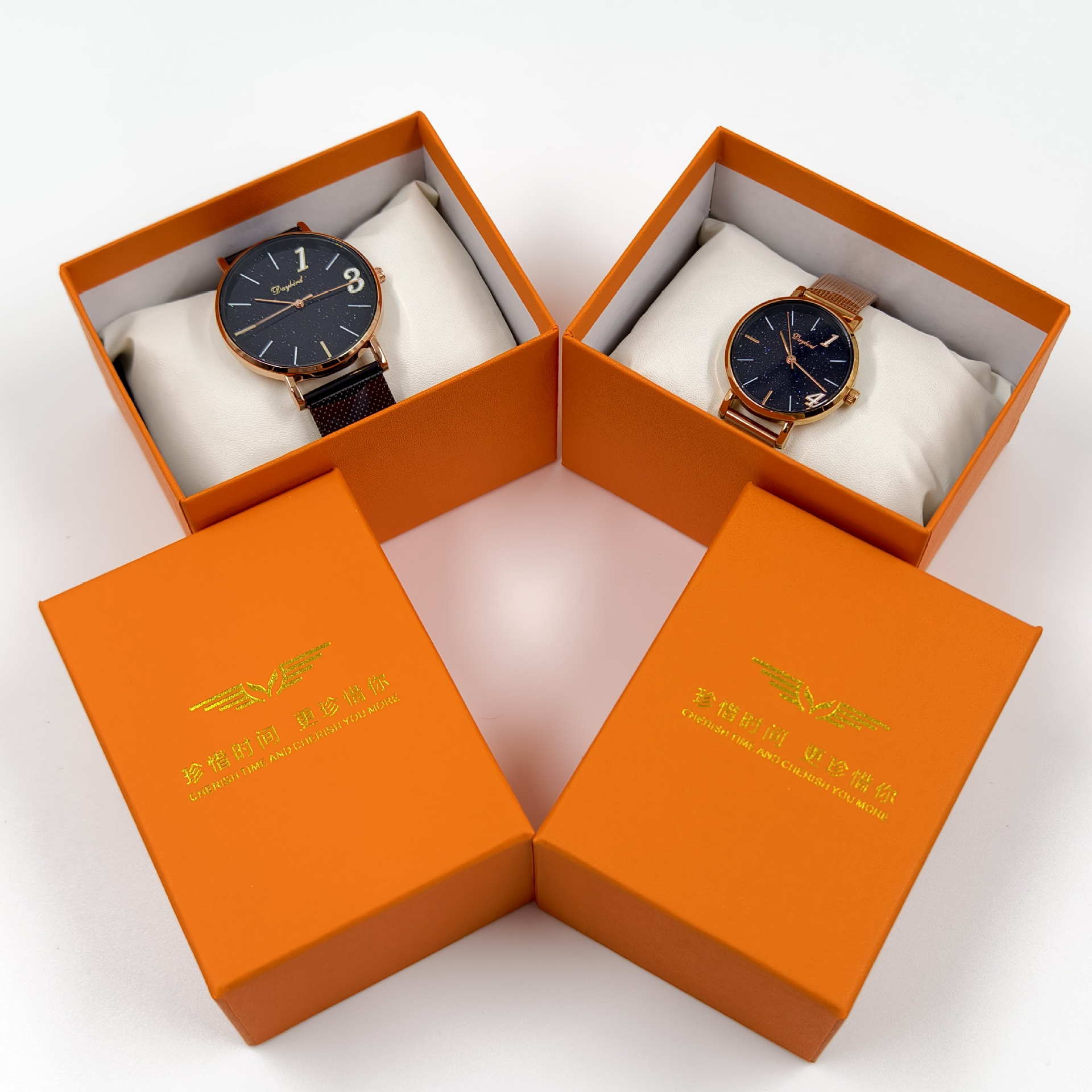 天地蓋オレンジ色腕時計ボックス、ロゴ印刷可能、高級クォーツ時計包装箱、ブレスレットジュエリーボックス、革製枕付き